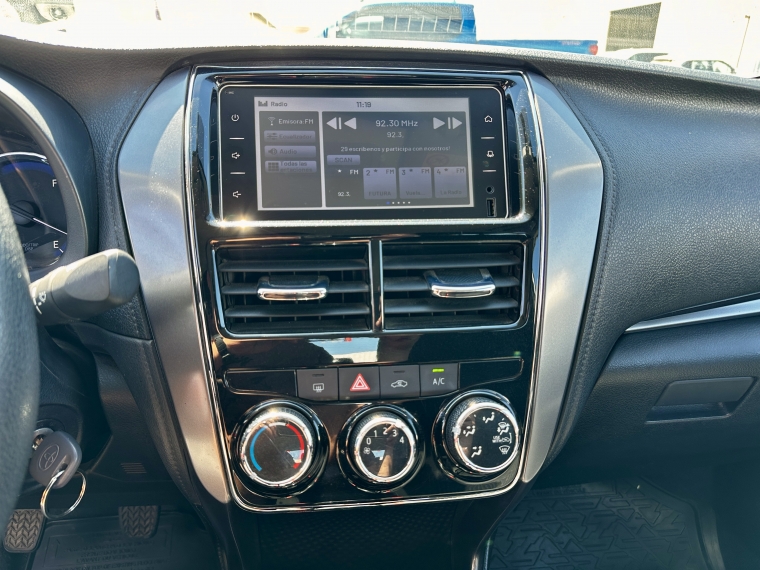 Toyota Yaris 1.5 Sedan Gli E Mt 2022 Usado  Usado en Kovacs Usados