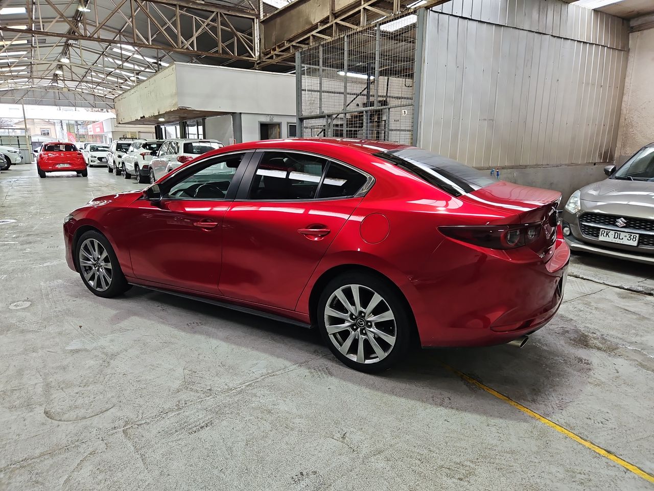 Mazda 3 3 Sedan 2.0 Aut 2023 Usado en Usados de Primera - Sergio Escobar