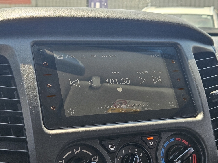 Mitsubishi L200 L200 D/c 2.4 Katana Crt 4x4 Special Pack 2023 Usado en Rosselot Usados