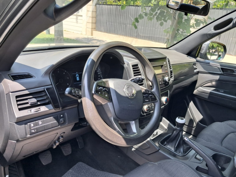 Ssangyong Grand musso 4x2 Mt 2.0 2022 Usado en GT Autos Ssangyong Grand musso 4x2 Mt 2.0 2022 Usado en GT Autos