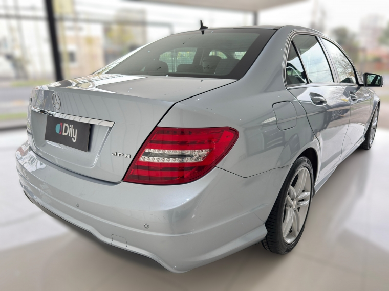 Mercedes benz C 180 Sport Cgi Blue Efficiency 2014 Usado en Automotriz Olea Flaño