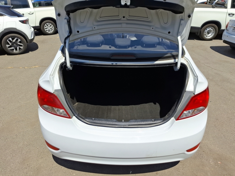 Hyundai Accent Accent Gl 1.4 2020 Usado en Rosselot Usados