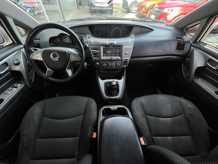 Ssangyong Stavic Stavic Xdi 2.2 2018 Usado en Rosselot Usados
