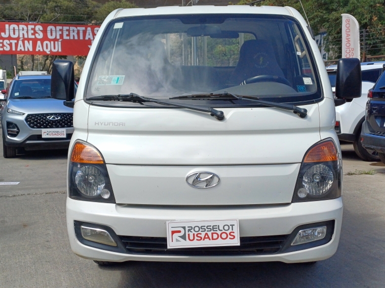 Hyundai Porter Porter Hr Std 2.5 Crdi A2 Cabina Simple 2015 Usado en Rosselot Usados