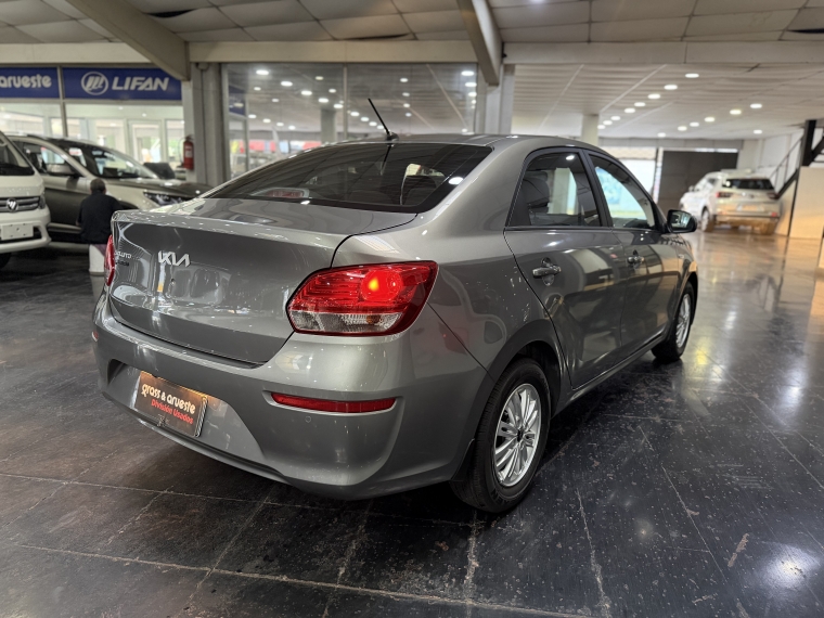Kia Soluto Ex 1.4l 5mt Full 2026  Usado en Grass & Arueste