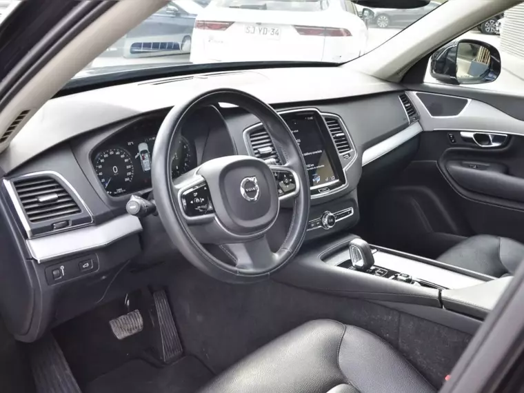 Volvo Xc90 2.0 B6 Momentum 4x4 At 5p 2022 Usado  Usado en Webautos.cl