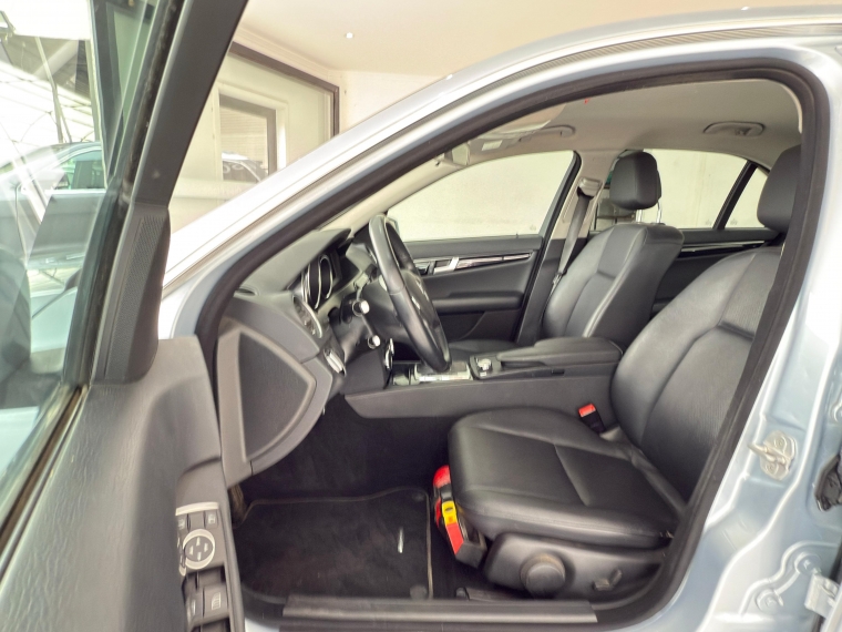 Mercedes benz C 180 Sport Cgi Blue Efficiency 2014 Usado en Automotriz Olea Flaño