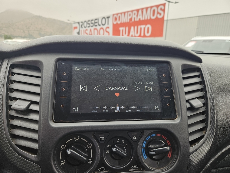 Mitsubishi L200 L200 D/c 2.4 Katana Crt 4x4 Special Pack 2023 Usado en Rosselot Usados