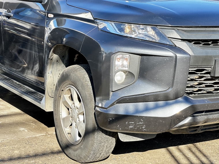 Mitsubishi L200 L200 Work 2.2 2024 Usado en Rosselot Usados