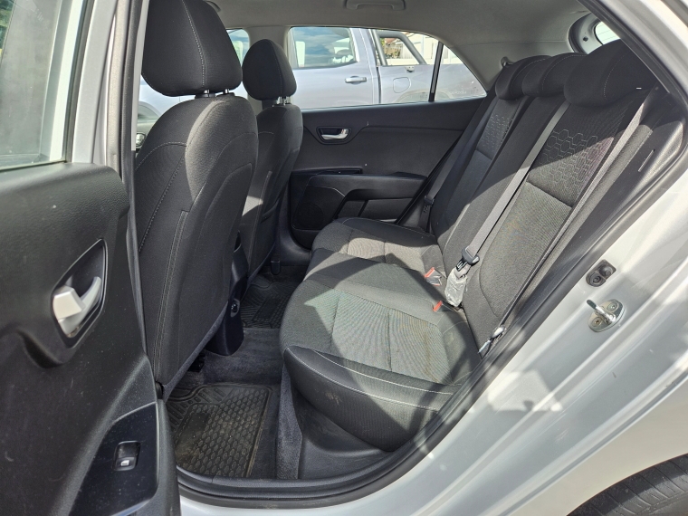 Kia Rio 5 Rio 5 Ex 1.4 2019 Usado en Rosselot Usados