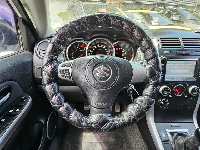Suzuki Grand nomade Gran Nomade Glx 4x4 2.0 At 2017 Usado en Rosselot Usados