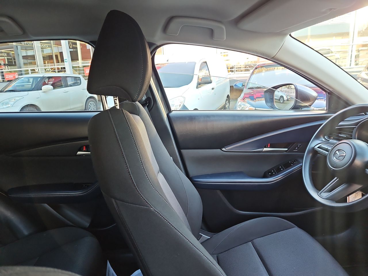 Mazda Cx-30 Cx30 2.0 Aut 2023 Usado en Usados de Primera - Sergio Escobar