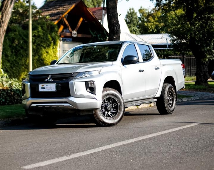 MITSUBISHI L200  2.4 TD Work CD CR  2021