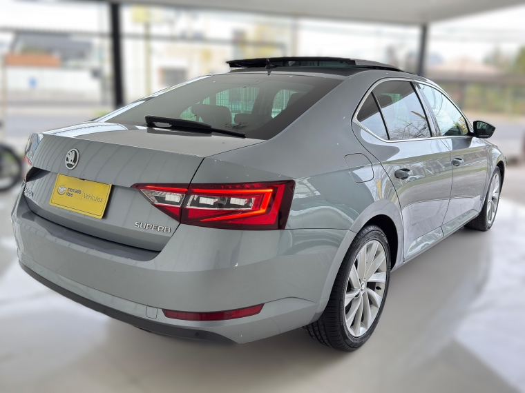 Skoda Superb 2.0 Tdi 2019 Usado en Automotriz Olea Flaño