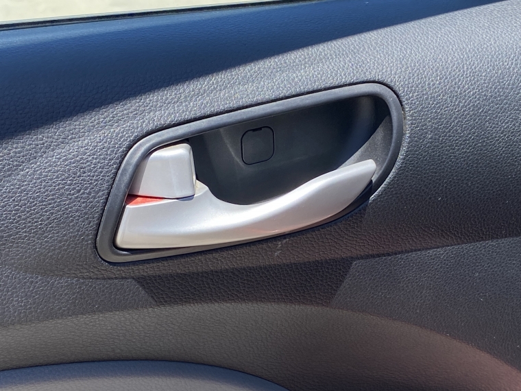 Kia Soluto Soluto 1.4 2023 Usado en Rosselot Usados