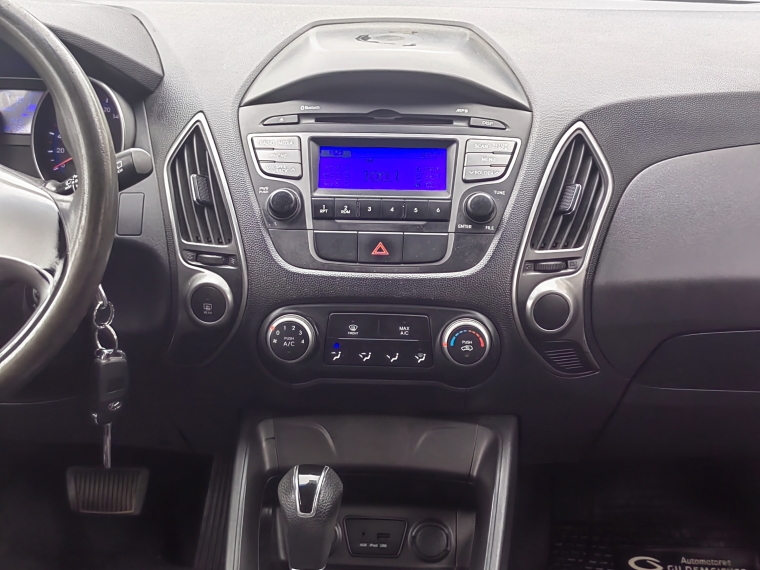 Hyundai Tucson Tucson Gl 2.0 Aut 2015 Usado en Rosselot Usados