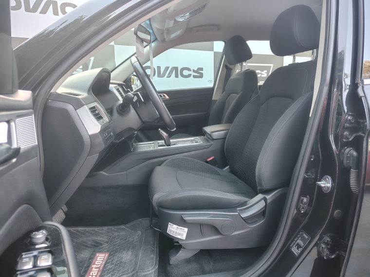 Ssangyong Rexton 2.2  Lx At Diesel 2023 Usado  Usado en Kovacs Usados