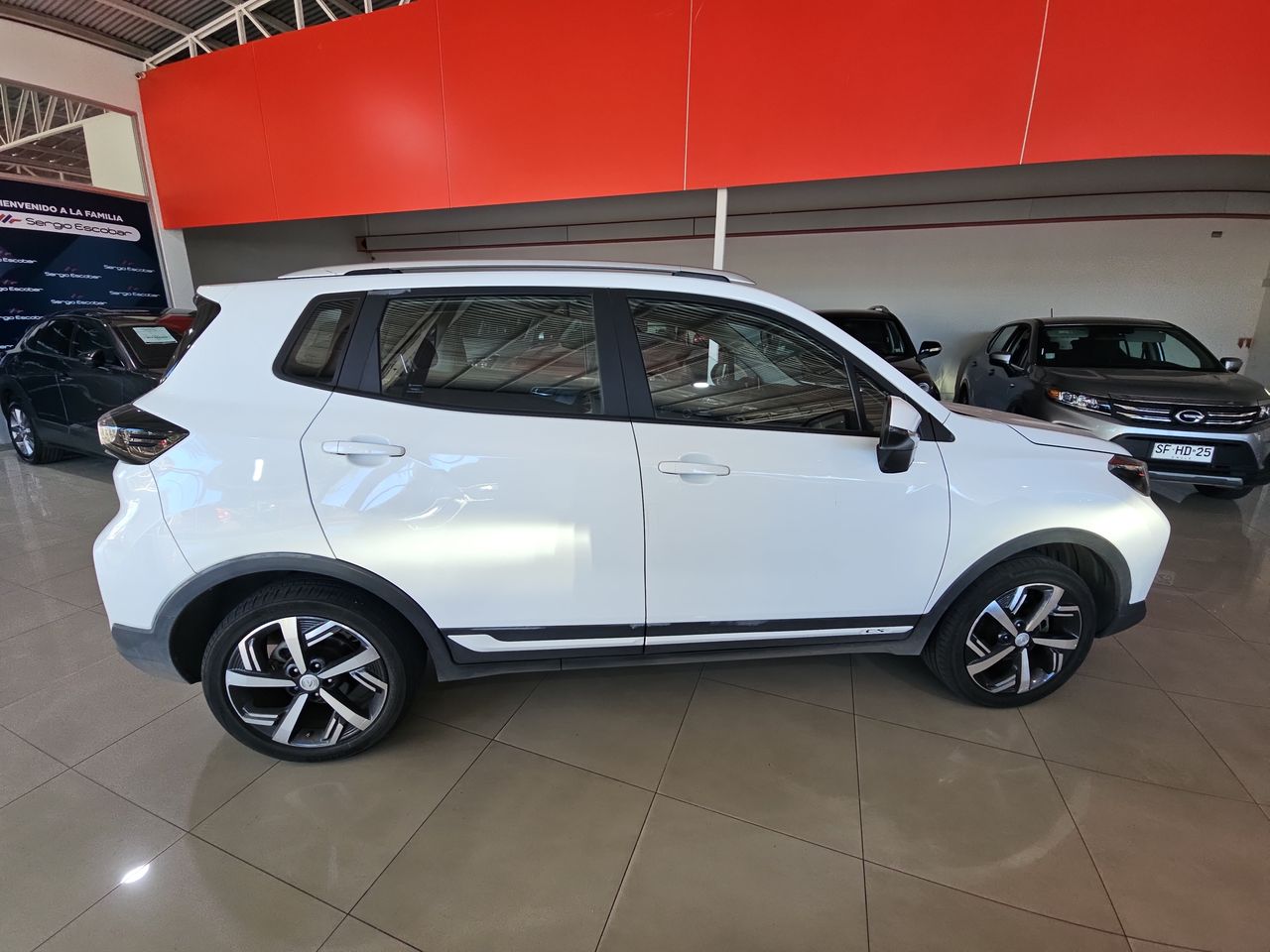 Changan Cs15 Cs15 Hb 4x2 1.5 2024 Usado en Usados de Primera - Sergio Escobar