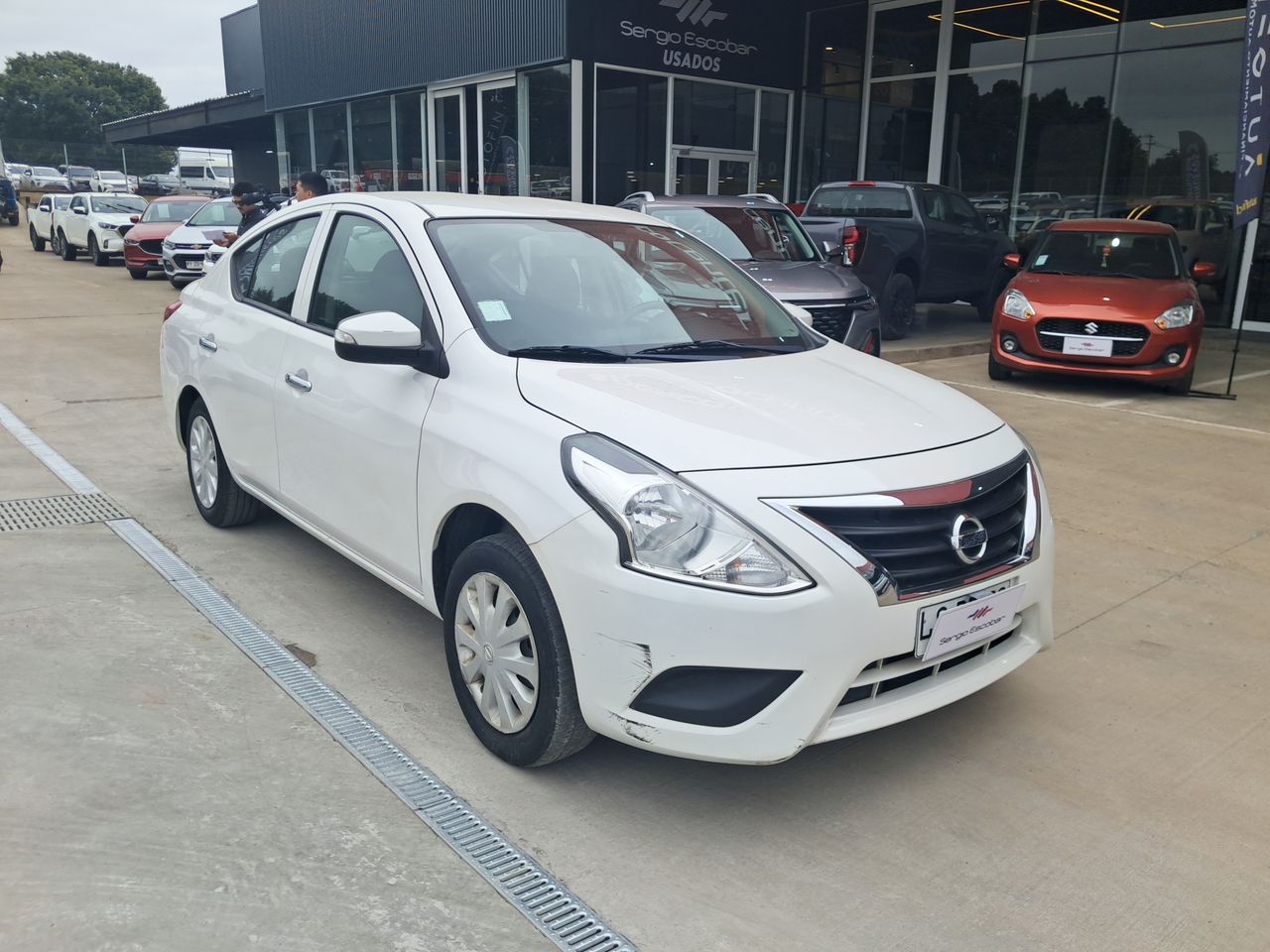 Nissan Versa Versa Sedan 1.6 2020 Usado en Usados de Primera - Sergio Escobar