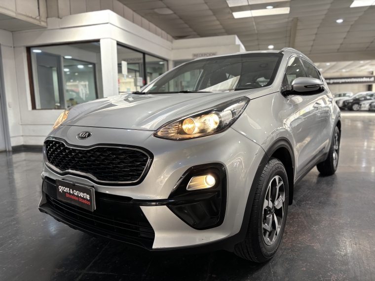 Kia Lx 2.0l Gsl 6mt 2wd 2019  Usado en Grass & Arueste