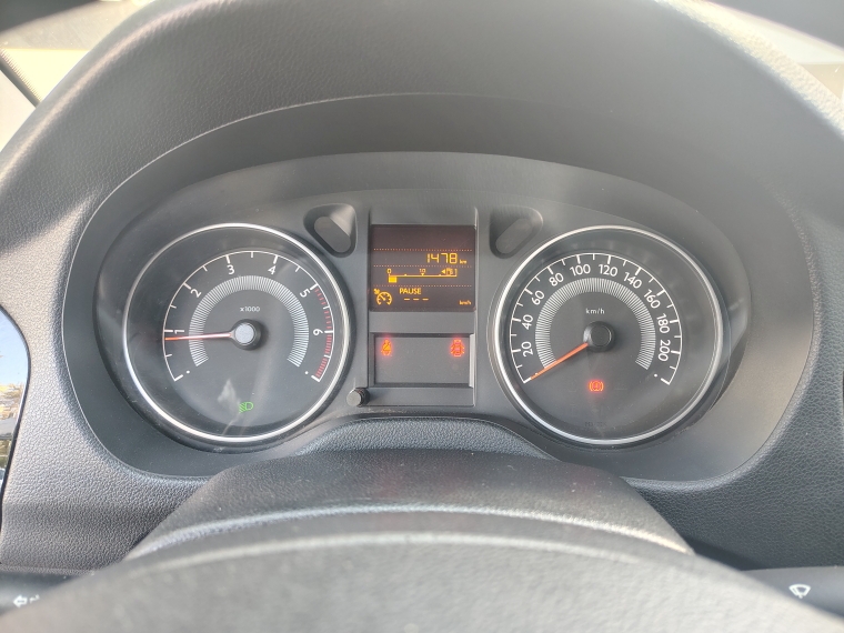 Peugeot 301 1.6 Active Pack Hdi 92hp Mt Diesel 2017 Usado  Usado en Kovacs Usados