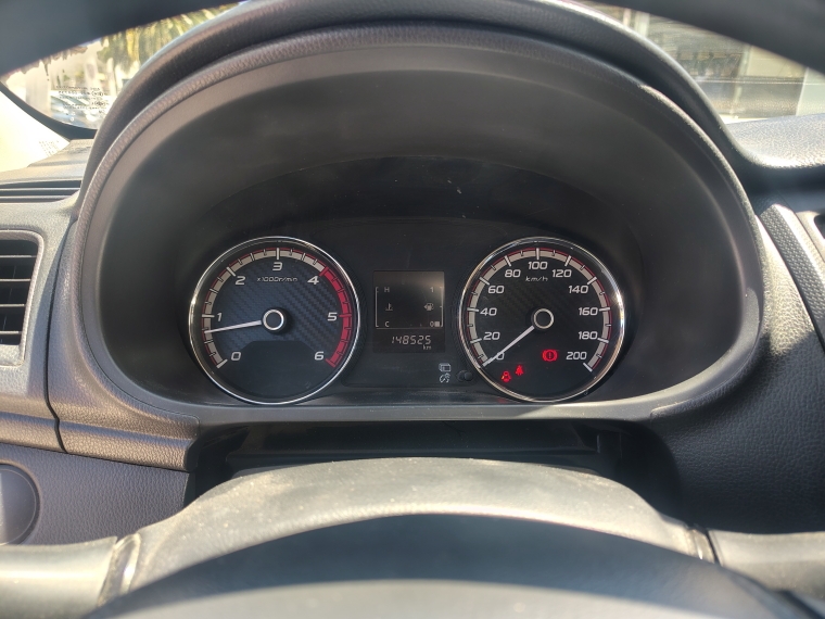 Mitsubishi L200 L200 D/c 2.4 Katana Crt 4x4 Special Pack 2023 Usado en Rosselot Usados