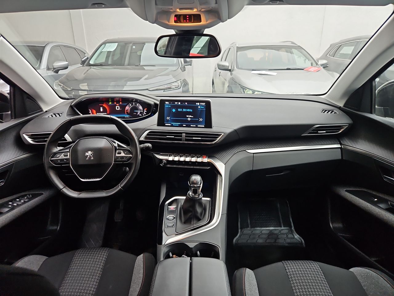 Peugeot 208 3008 Puretech 1.2l 2022 Usado en Usados de Primera - Sergio Escobar