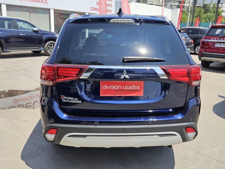 Mitsubishi Outlander Outlander Cvt 2.0 Aut 2022 Usado en Rosselot Usados