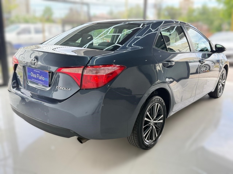 Toyota Corolla New Corolla Gl 1.8 2017 Usado en Automotriz Olea Flaño