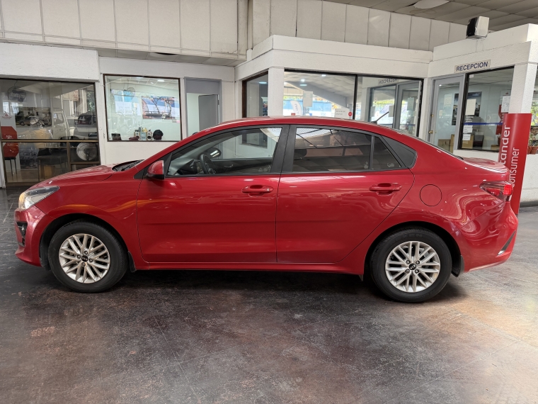 Kia Rio 4 Lx 1.4l Ac Abs 6mt Full 2022  Usado en Grass & Arueste