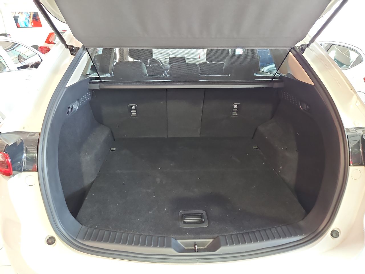 Mazda Cx-5 Cx5 2wd 2.0 2023 Usado en Usados de Primera - Sergio Escobar