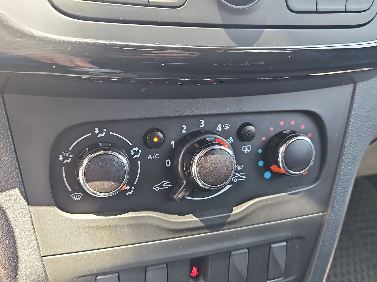 Renault Symbol Symbol Zen 1.6 2021 Usado en Usados de Primera - Sergio Escobar