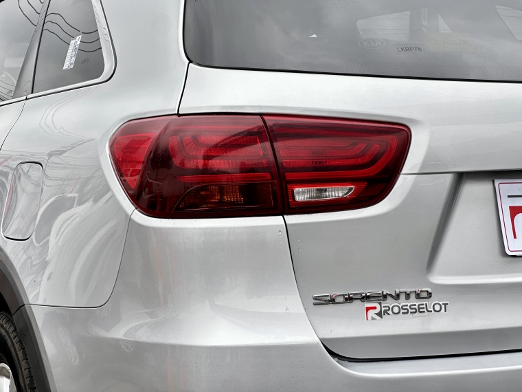 Kia Sorento Sorento Ex 2.4 Aut 2019 Usado en Rosselot Usados