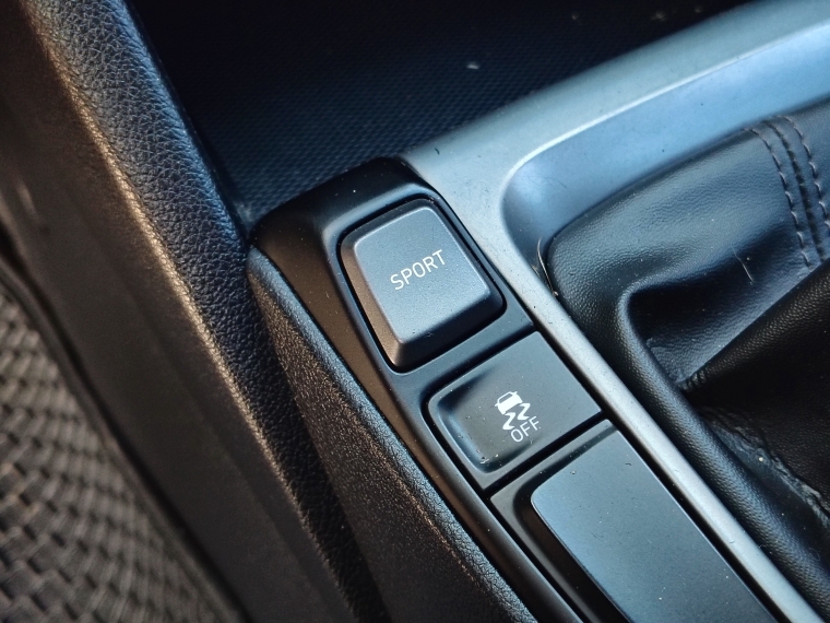 Hyundai Veloster 2.0 Js N Premium Mt 2019 Usado  Usado en Kovacs Usados