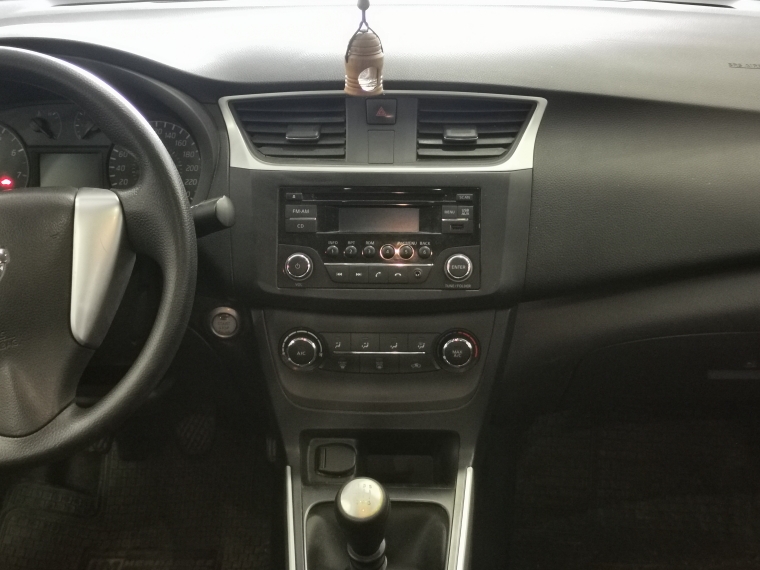 Nissan Sentra Sentra 1.8 Xe Mec 2019 Usado en Rosselot Usados