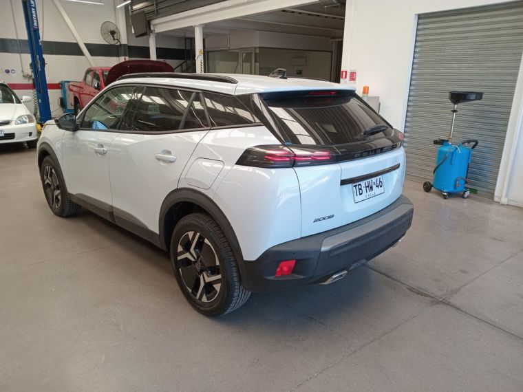 Peugeot 2008 1.2 Allure Puretech 130 Mt 5p 2024 Usado  Usado en Webautos.cl