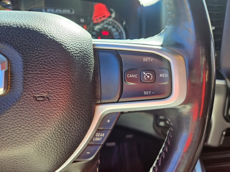 Ram 1500 1500 Big Horn Crew Cab 4x4 3.6 Aut 2023 Usado en Rosselot Usados