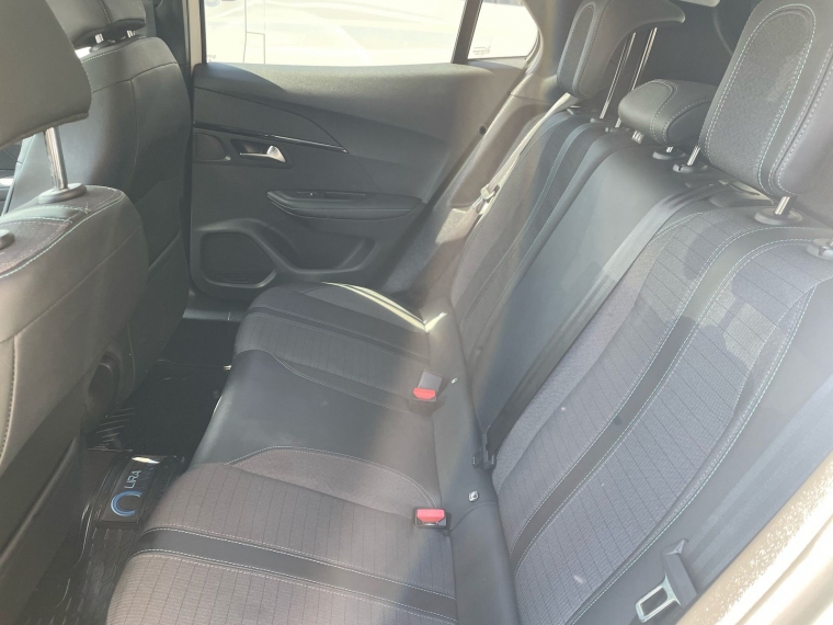 Peugeot 2008 1.2 Allure Pack Puretech 130 Mt 2022 Usado  Usado en Webautos.cl