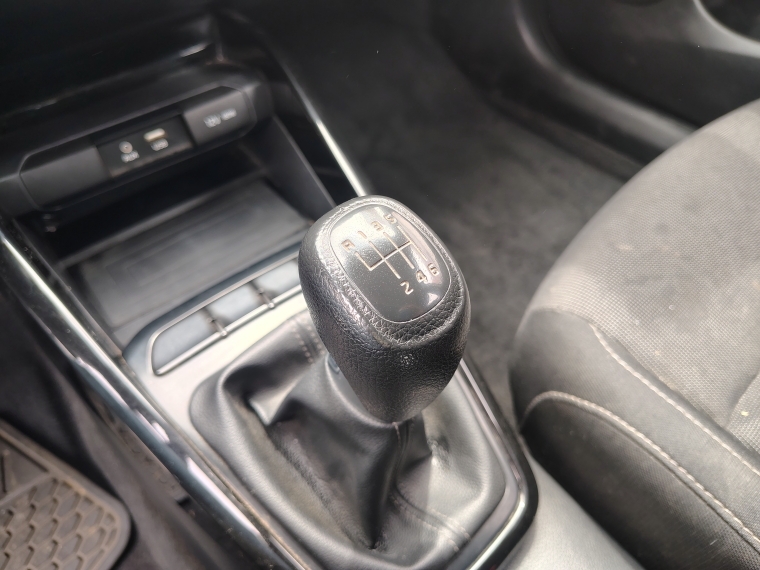 Kia Rio 5 Rio 5 Ex 1.4 2020 Usado en Rosselot Usados
