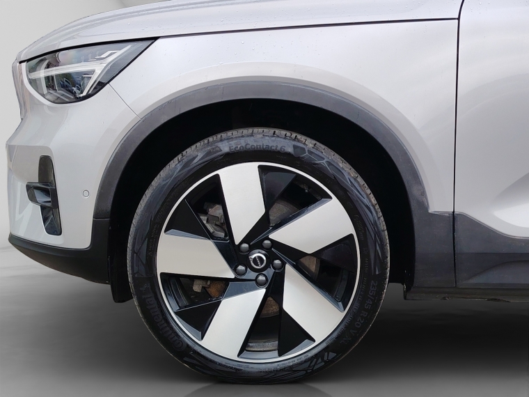 Volvo C40 P8 Recharge  2024 Usado  Usado en BMW Premium Selection