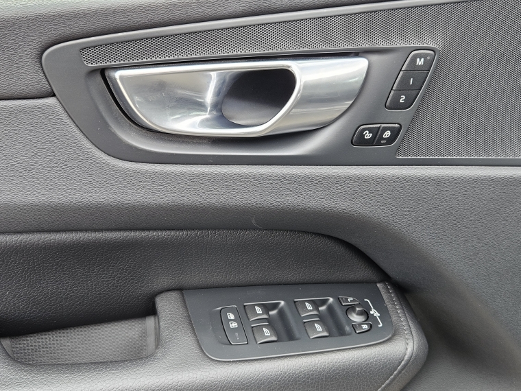 Volvo Xc60 Ii B5 4x4 2.0 Aut  2022 Usado  Usado en Autoselect Usados