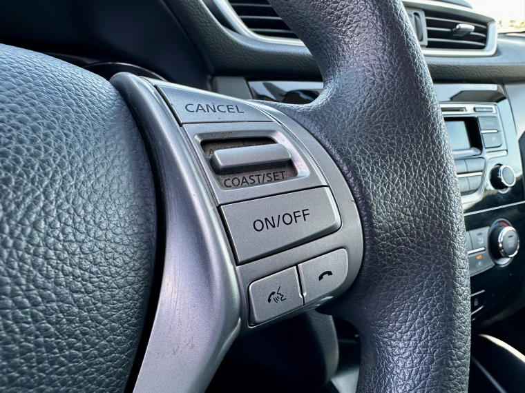 Nissan Qashqai 2.0 Sense Ac Mt 4x2 2017 Usado  Usado en Kovacs Usados