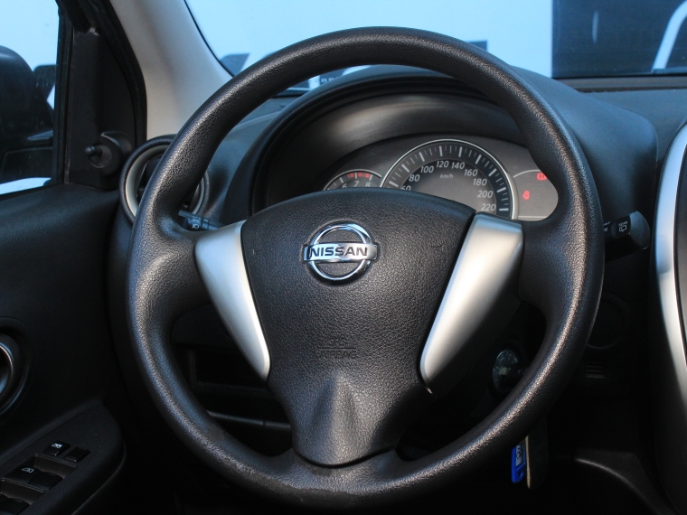 Nissan March 1.6  Sport  Sense  Mt Ac 2018 Usado  Usado en Kovacs Usados