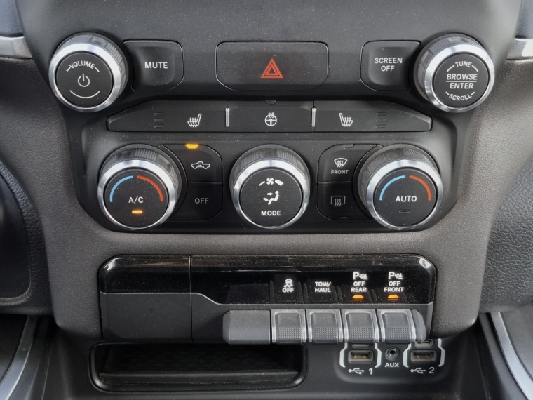 Ram 1500 New Ram 1500 Crew Cab Big Horn 3.6l E-torque Euro 6c 2021 Usado en Rosselot Usados