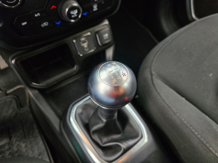Jeep Renegade Renegade Sport 1.8 2022 Usado en Rosselot Usados