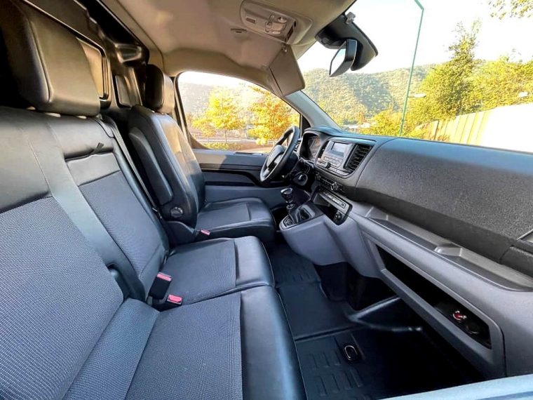 Opel Vivaro Td 150 2.0 Mt 2021  Usado en Automarket Chile