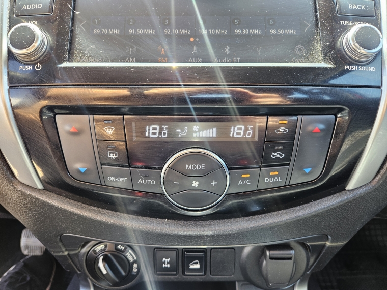 Nissan Navara  D Cab Mt 4x4 2.3 2022 Usado  Usado en Autoselect Usados