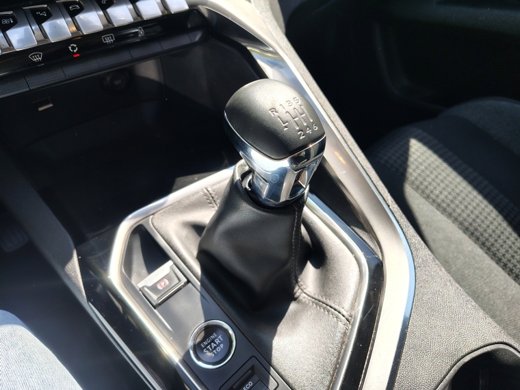 Peugeot 3008 1.2 Active Pack Puretech 130 Mt 2022 Usado  Usado en Kovacs Usados