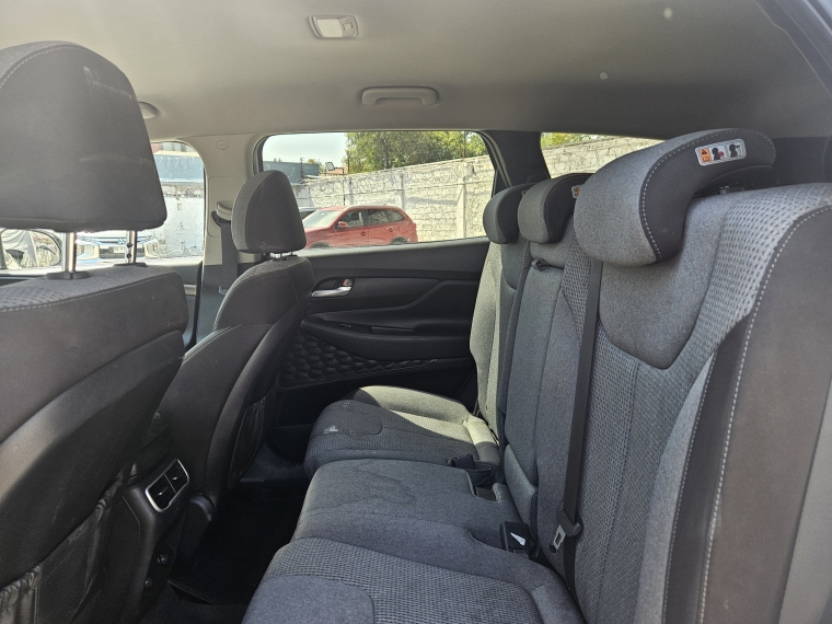 Hyundai Santa fe Santa Fe Mpi 2.5 Aut 2024 Usado en Rosselot Usados