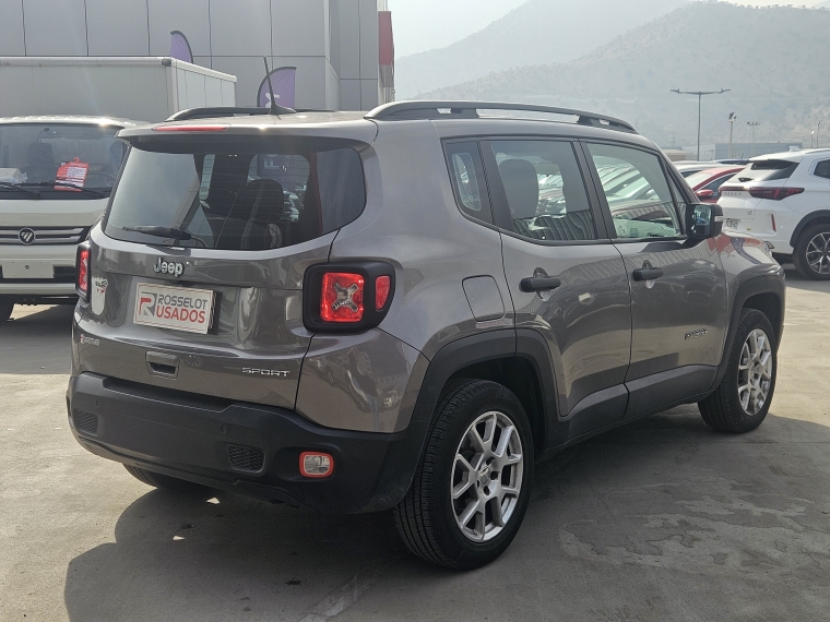Jeep Renegade Renegade Sport 1.8 2023 Usado en Rosselot Usados
